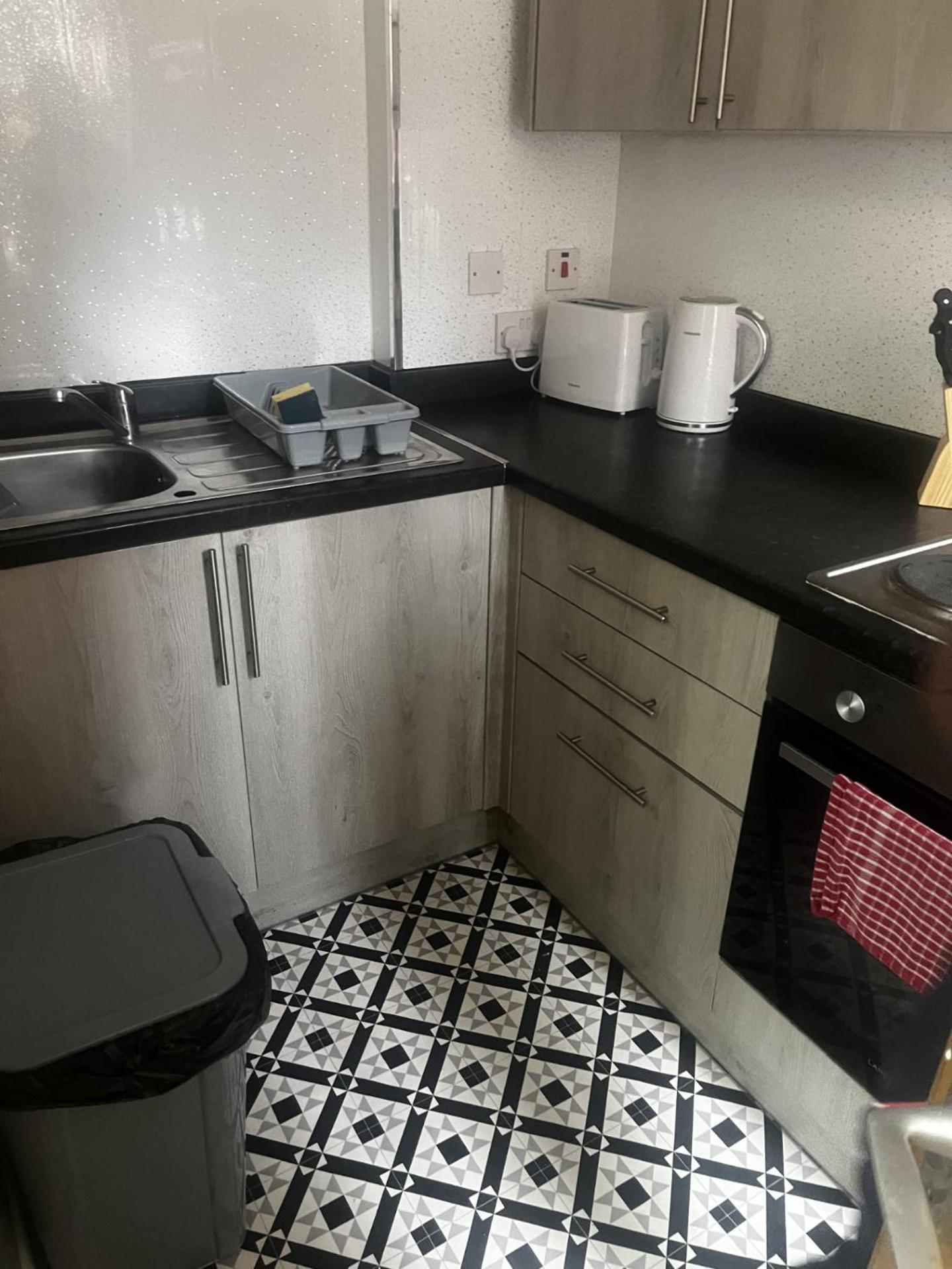 Levy Nook 5 Apartment
